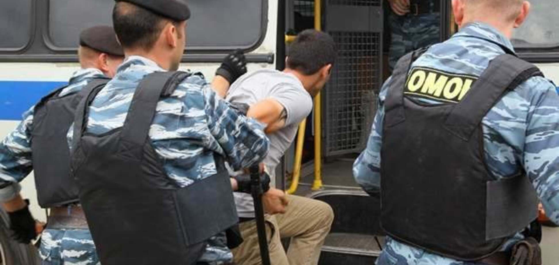 На московских рынках задержали уже тысячу человек