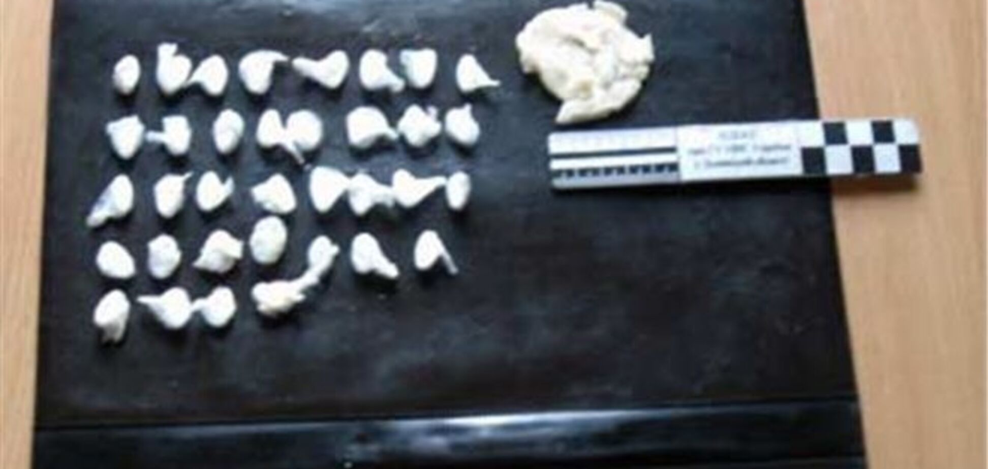 На Львовщине женщина налепила заключенному пельменей с наркотиками