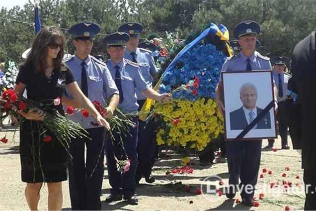 Расстрелянного мэра Феодосии похоронили