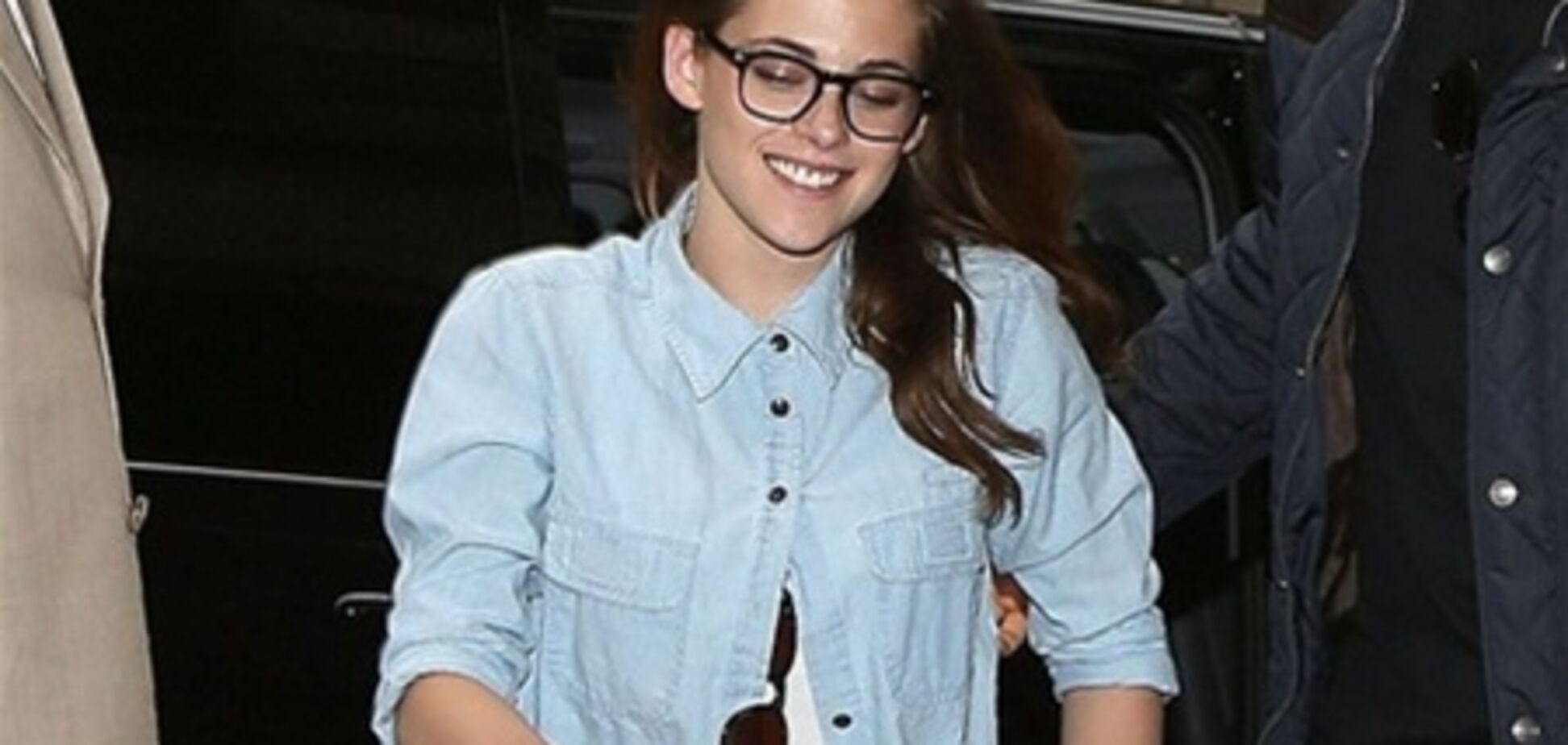 Кристен Стюарт сияет, как медный тазик