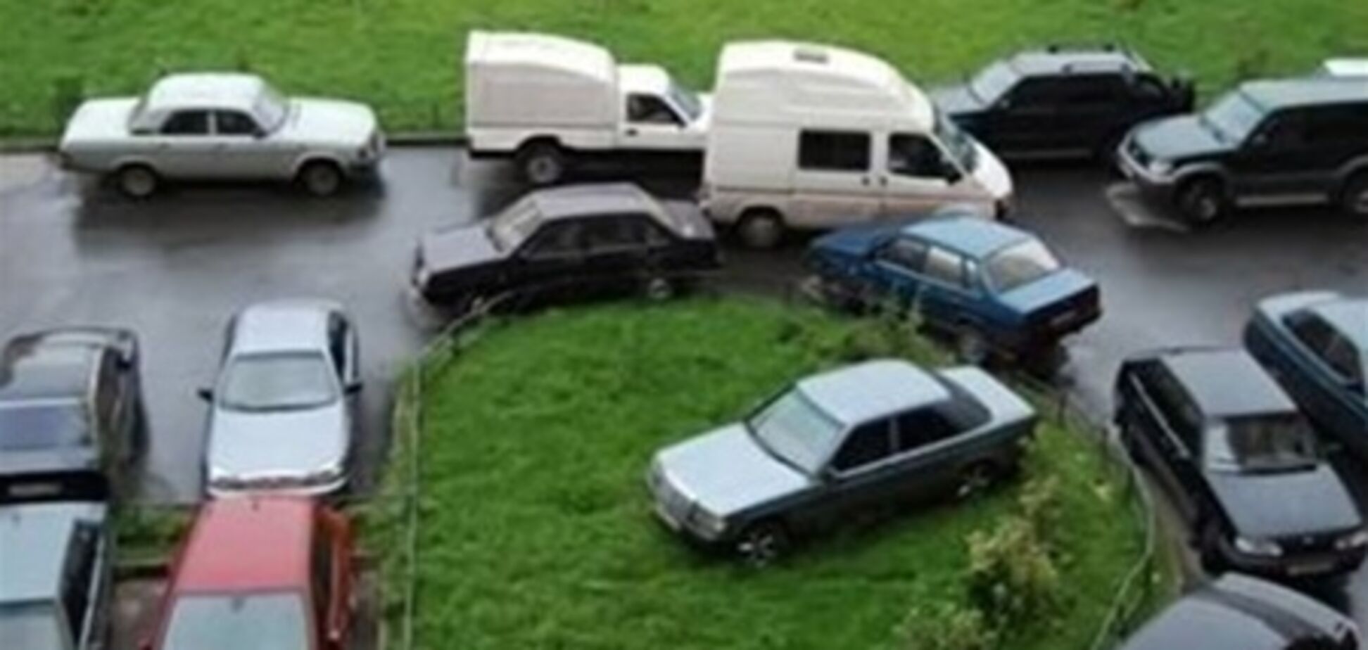 Обустройство парковок на тротуарах ограничат