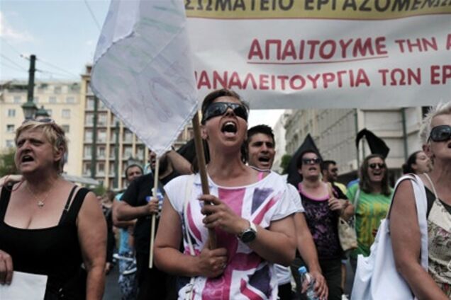 Демонстранты напали на мэра Афин