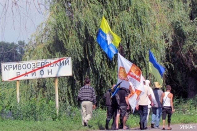 Жители Врадиевки просят политиков не пиариться на трагедии их землячки