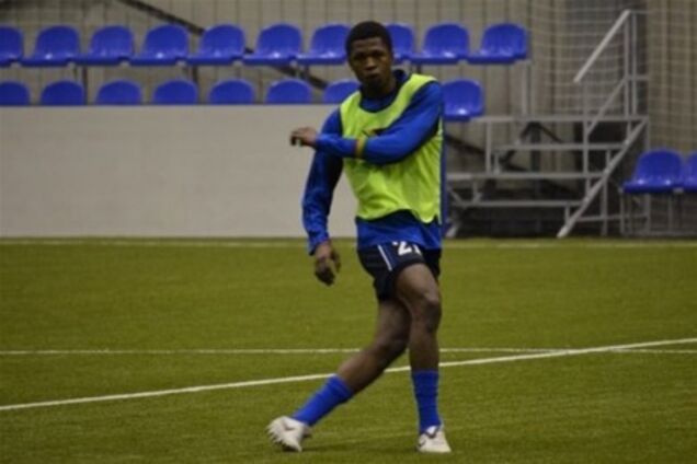 СМИ: гвинейский защитник станет игроком сборной Украины