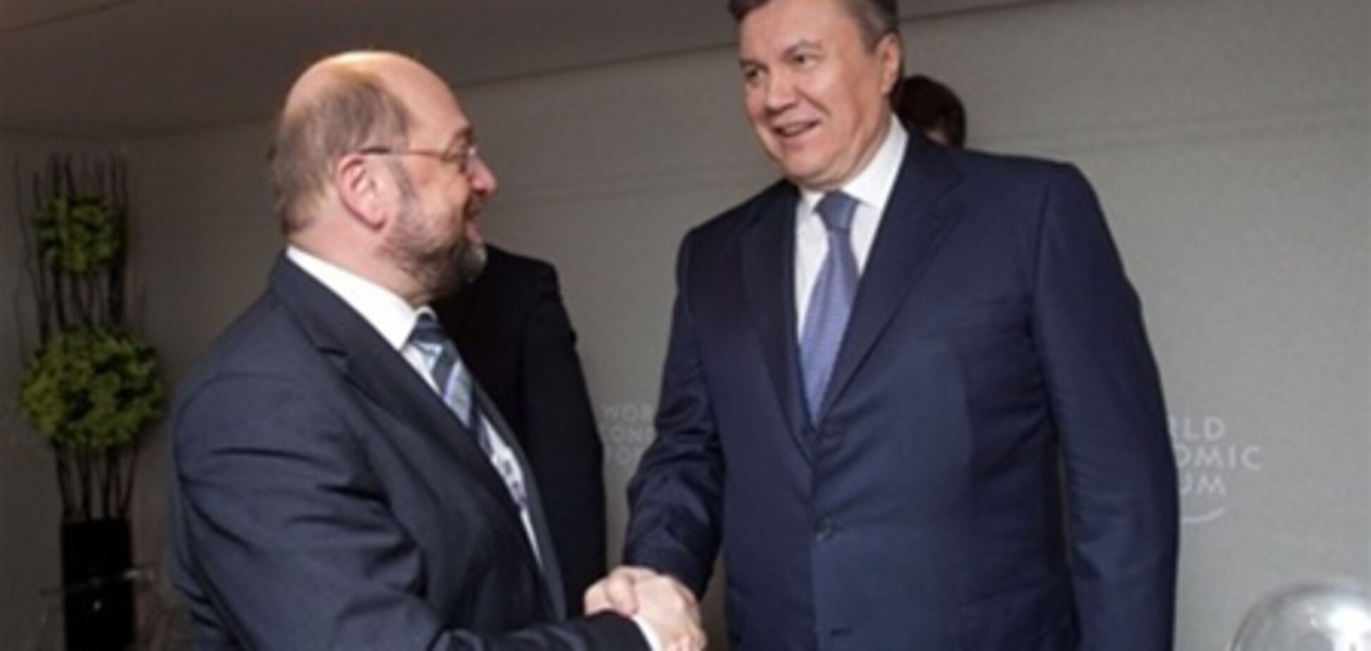 Глава Європарламенту привітав Януковича з днем ??народження розмовою про асоціацію