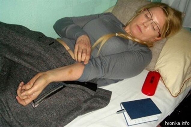 Захист Тимошенко обговорює з німецькими лікарями її операцію