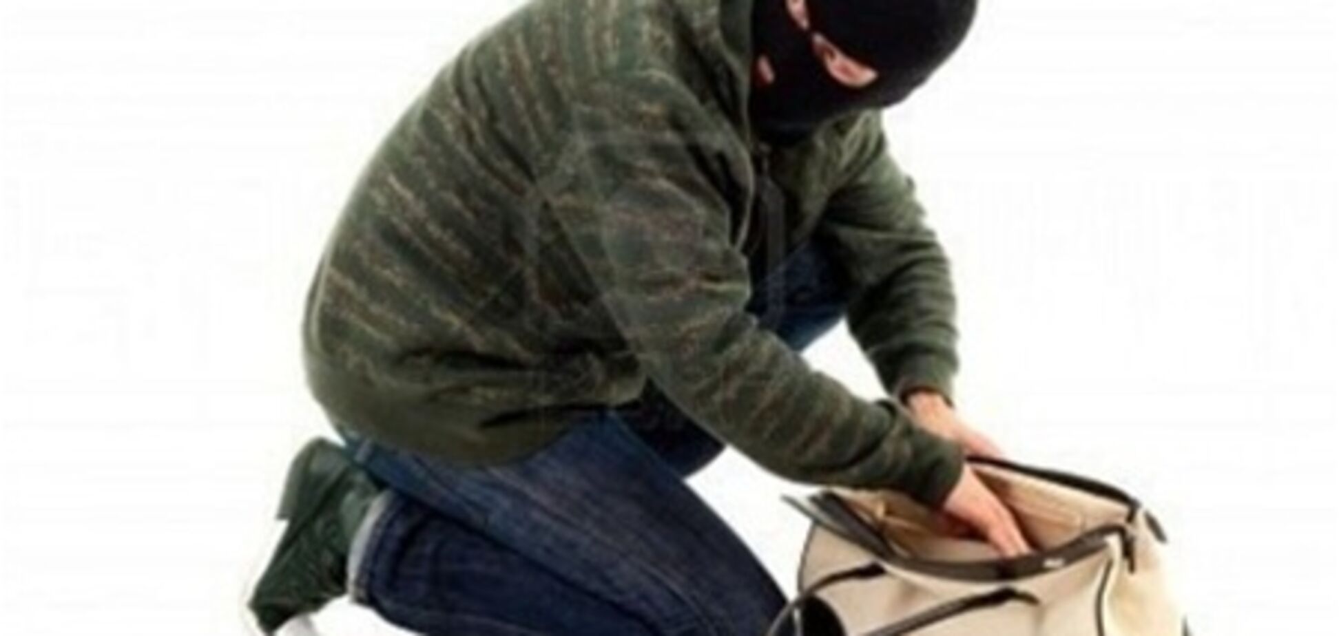 Из кабинета Минфина Крыма украли деньги