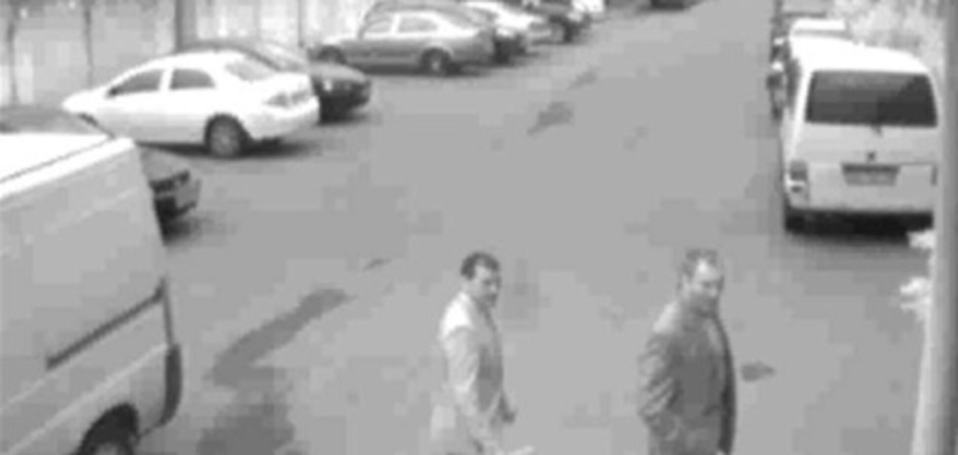 В Киеве за угрозу убийством разыскивают двух мужчин