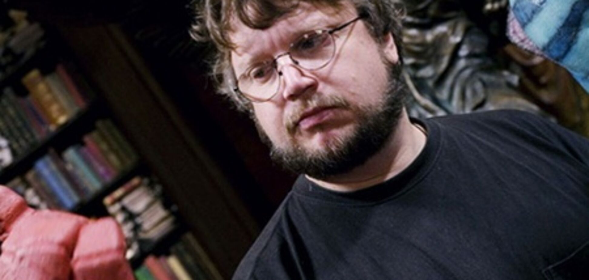 Гильермо дель Торо нанял Чарли Кауфмана для 'Бойни номер пять'