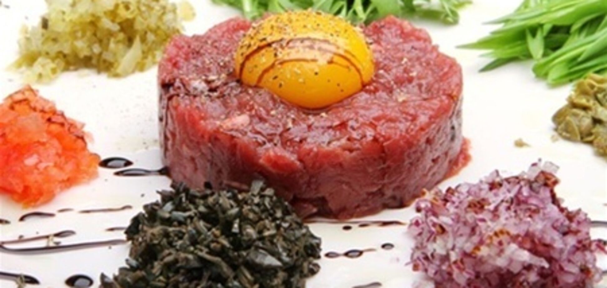 Тартар из говядины с козьим сыром