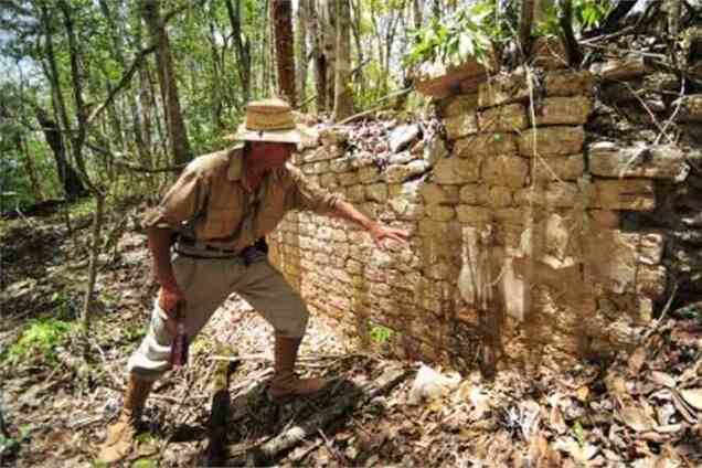 В Мексике археологи нашли гробницу с обезглавленным воином 