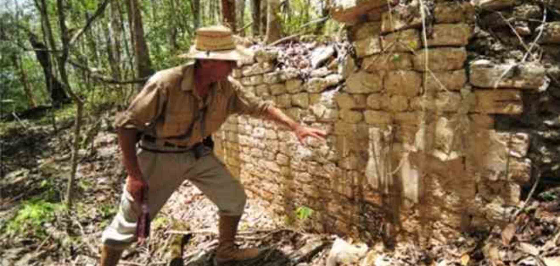 У Мексиці археологи знайшли гробницю з обезголовленим воїном 