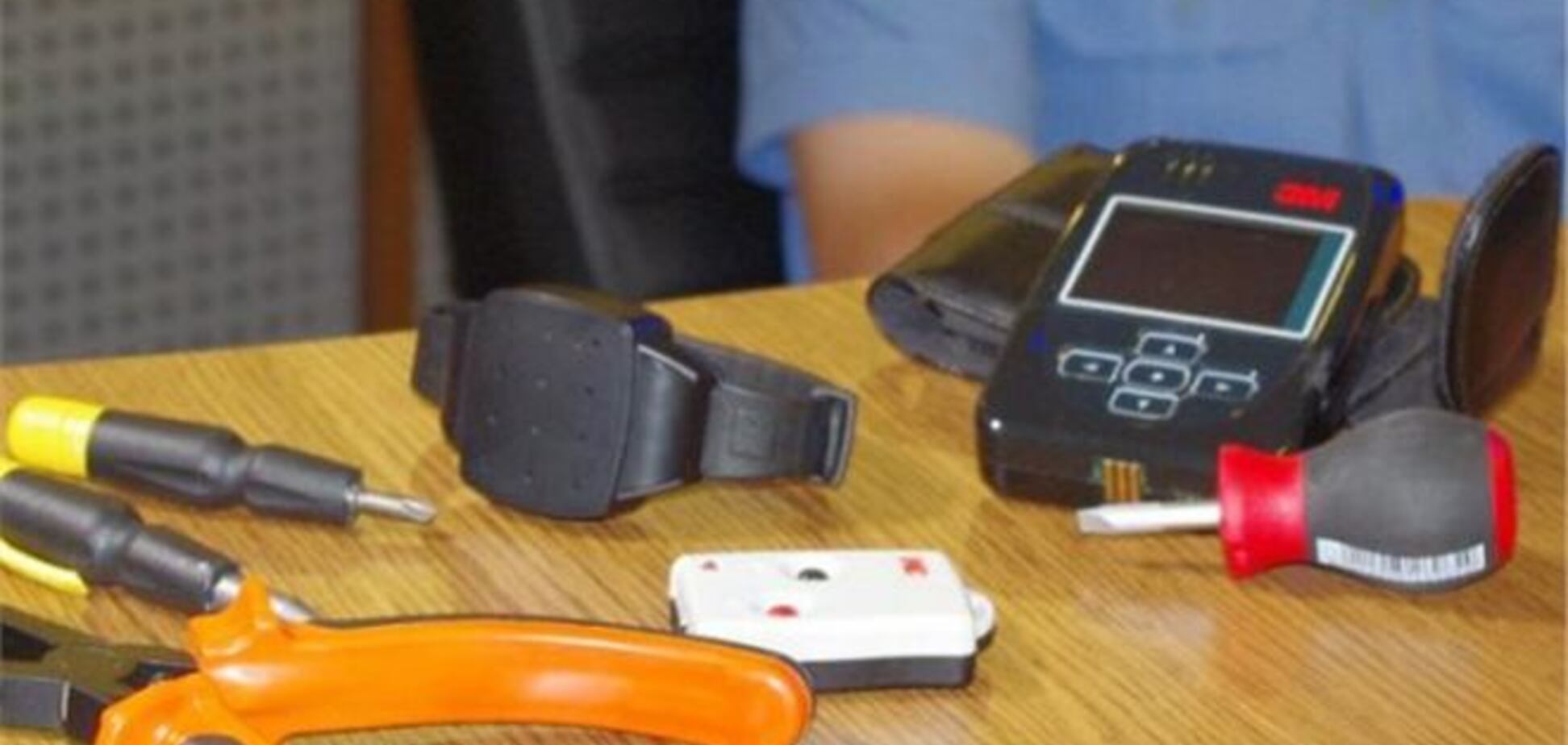 Електронний браслет Мельника був справний і якісний - МВС