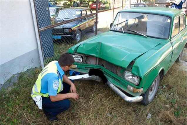 На Тернопольщине лихач на тротуаре задавил мать и покалечил ее беременную дочь