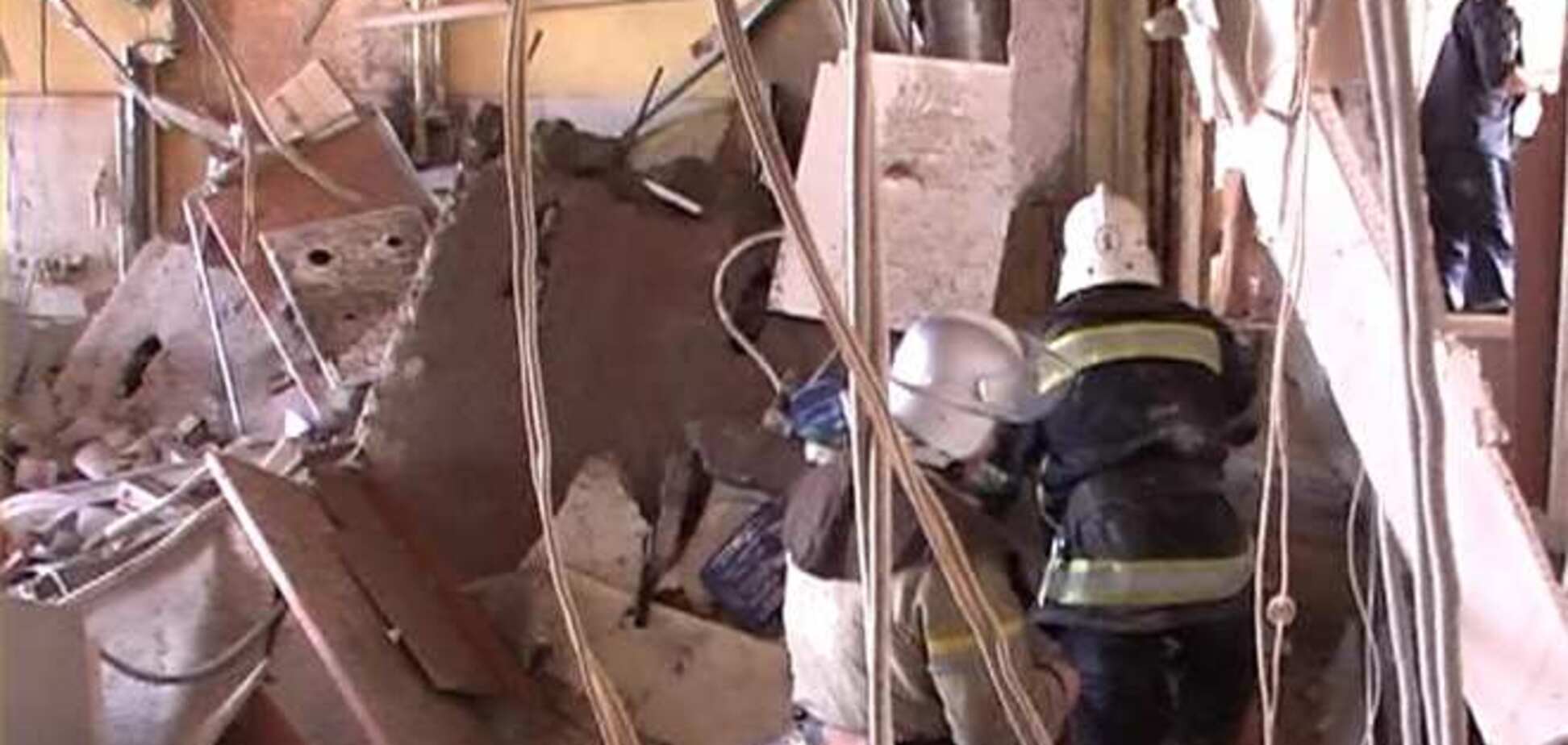 Взрыв дома в Луганске: число жертв растет