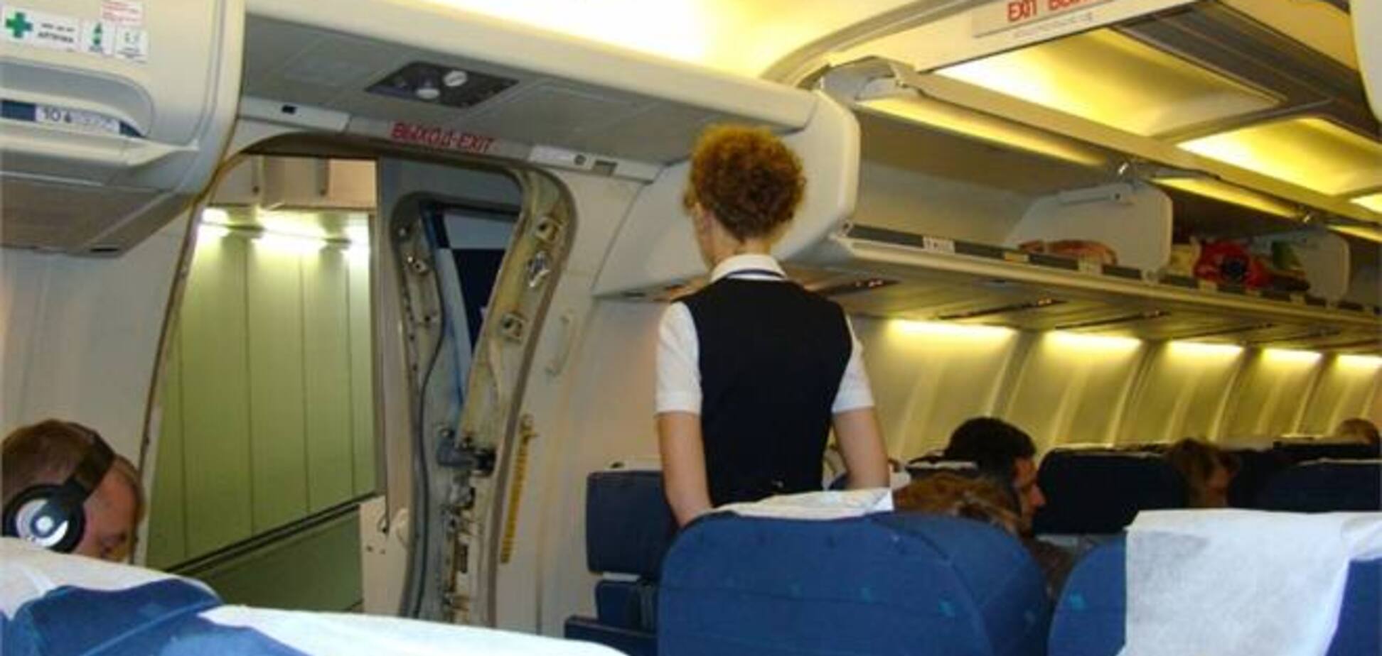 Грузины на борту самолета Тбилиси-Мюнхен возмутились из-за российской прессы