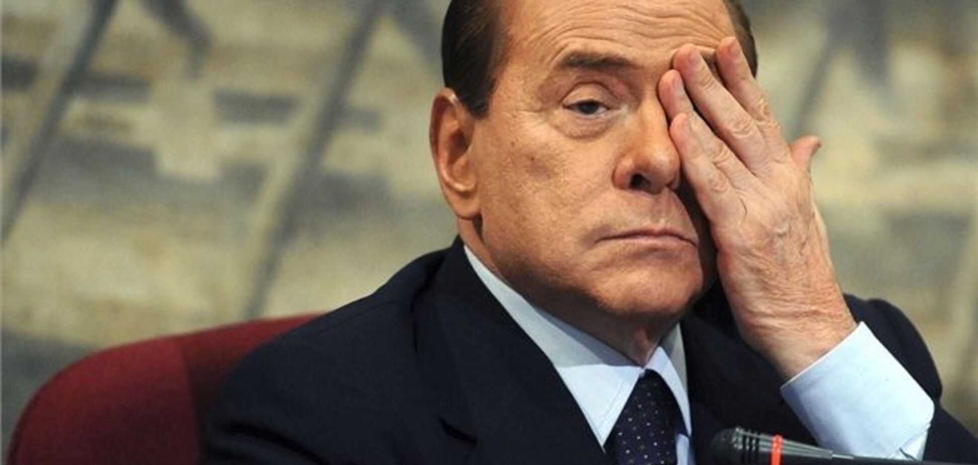 Сенат Италии решит судьбу Берлускони не позднее октября