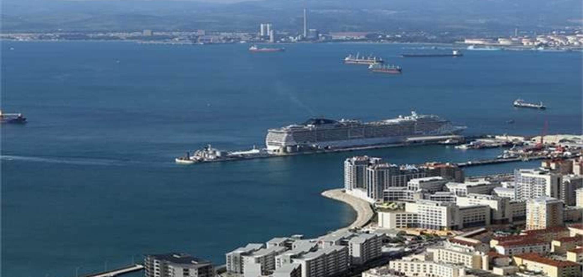 Військові кораблі Британії направляються до Гібралтару - ЗМІ