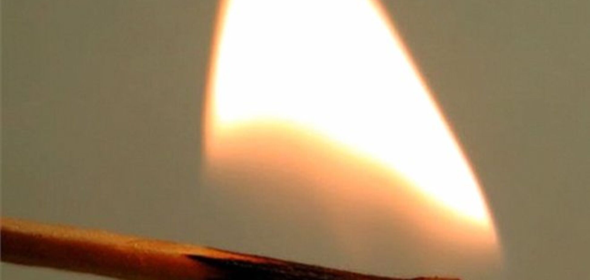 У Черкасах 7-річний хлопчик, граючи сірниками, спалив квартиру