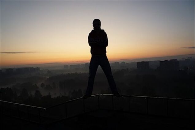 У Харкові викладач випав з вікна вузу