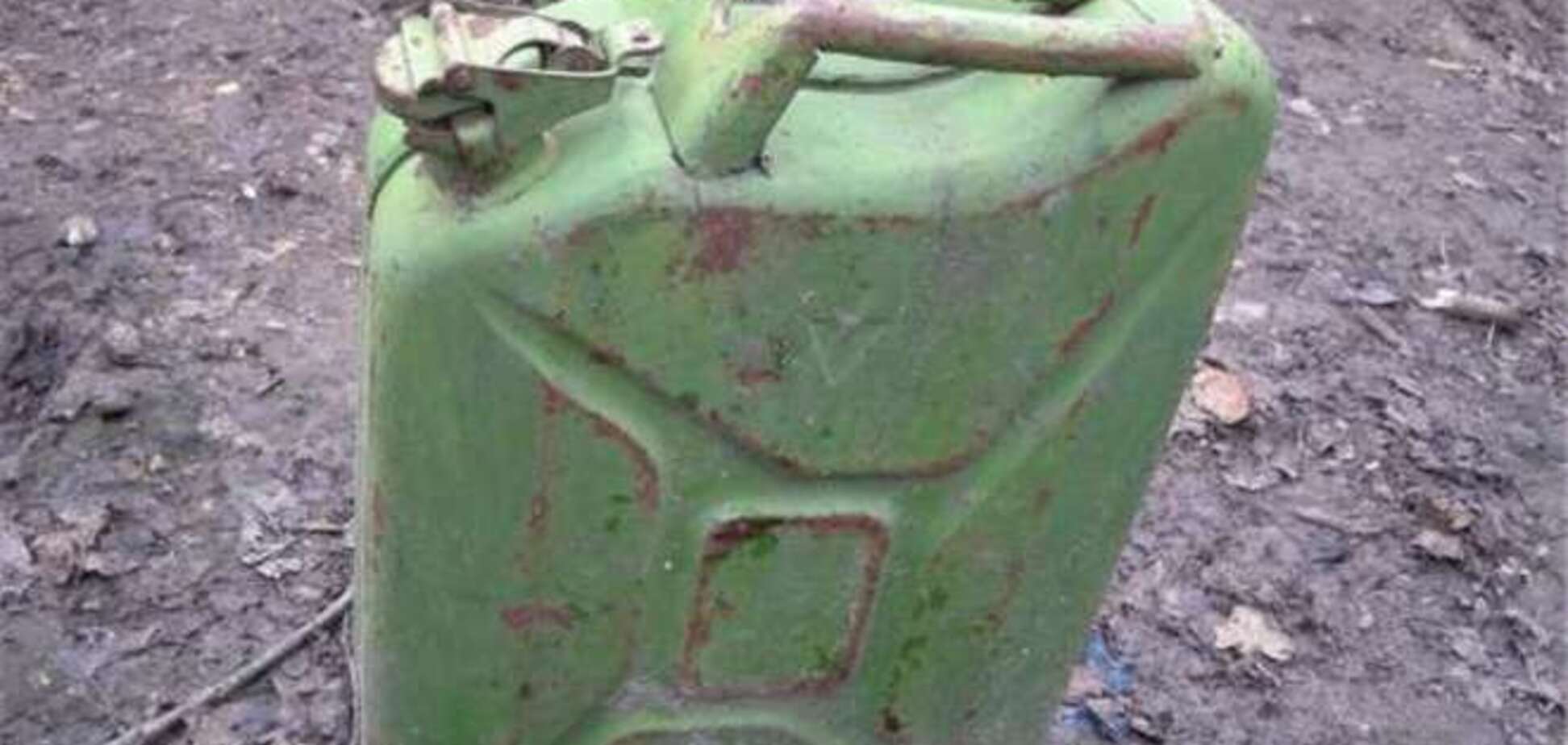 На Запоріжжі водій ледь не згорів заживо, переливаючи бензин