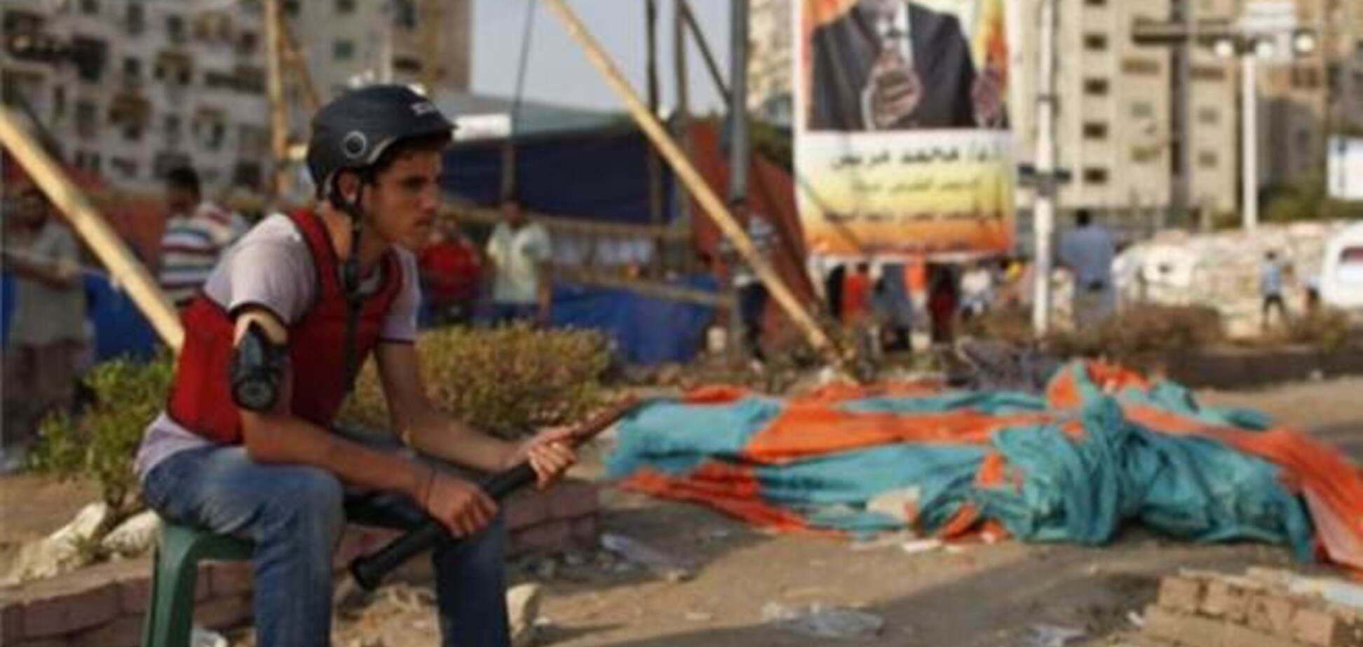 В Египте начали разгонять лагеря сторонников Мурси