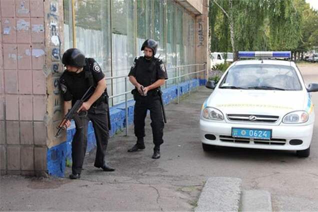 На Чернігівщині міліціонери затримали розбійника на місці злочину