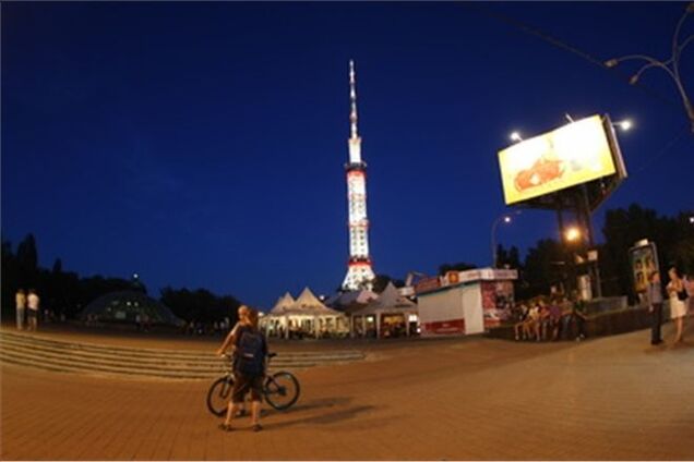 380-метровую киевскую телебашню подсветят в честь праздника