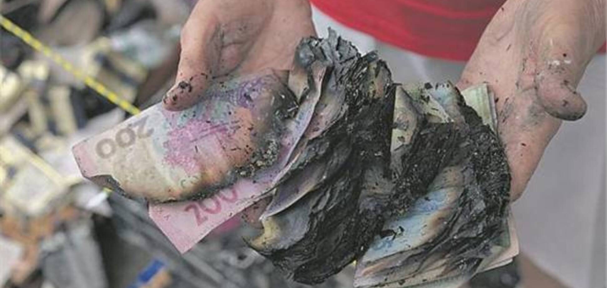 Масштабный пожар на киевском рынке: кроме товара, сгорели деньги