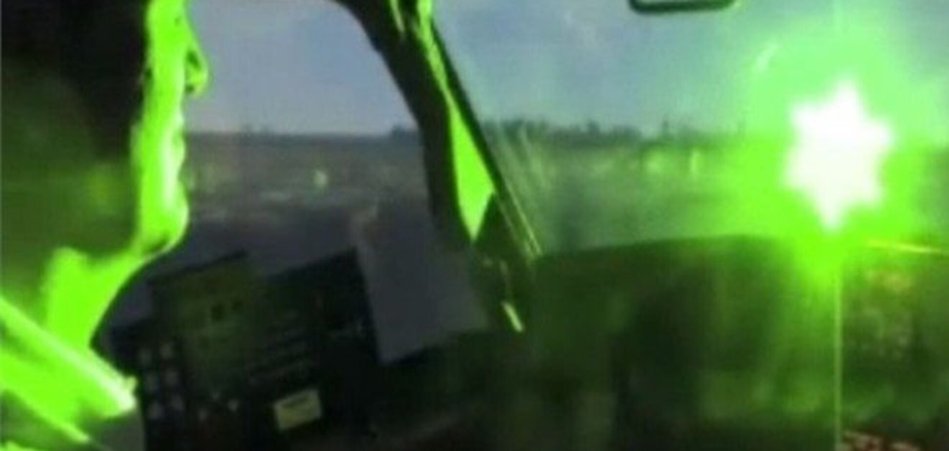 В 'Шереметьево' ослепили лазером пилотов двух самолетов