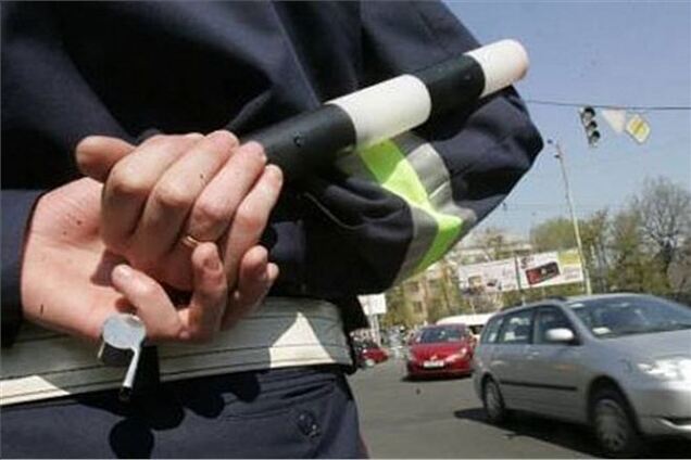 В Ужгороде водитель, убегая от гаишника, переехал ему ногу