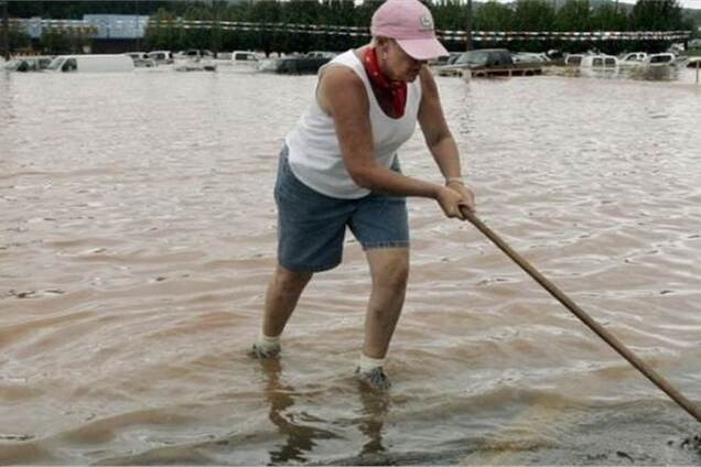 Ливни затопили популярный курорт в Грузии