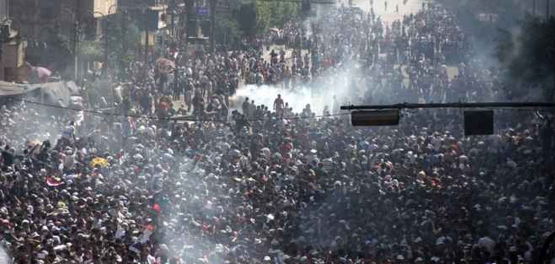 Новые власти Египта заявляют, что не позволят вмешательства извне