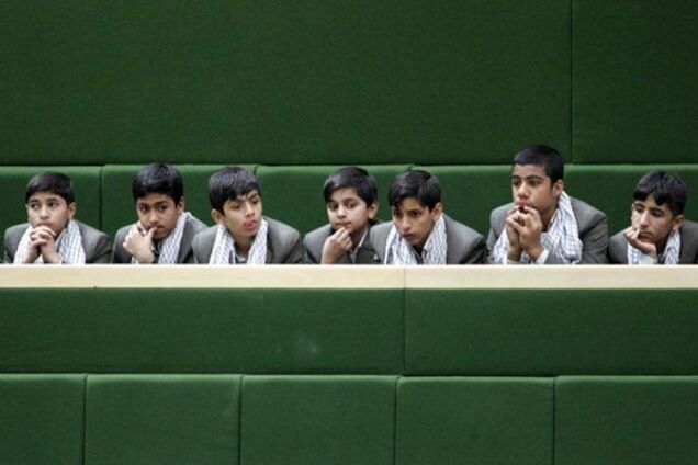 В Иране школьников будут учить бороться с беспилотниками