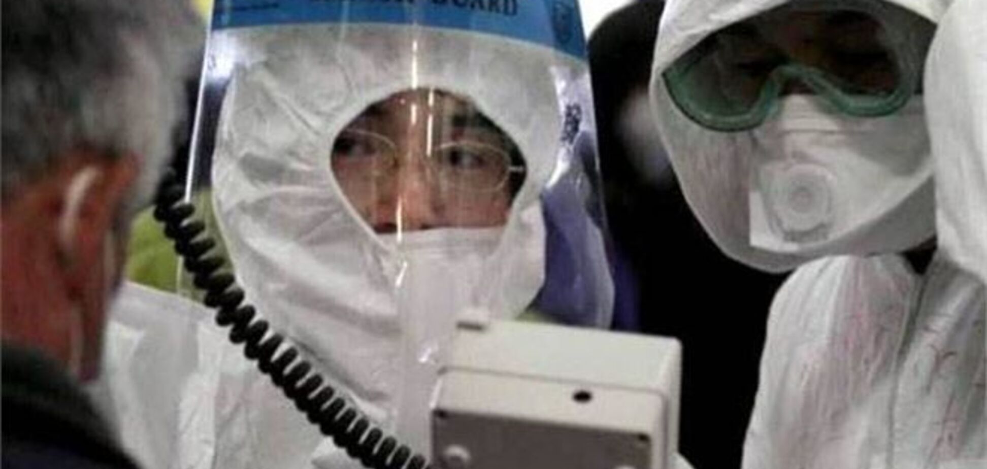 У рабочих 'Фукусимы' начали находить радиоактивные частицы