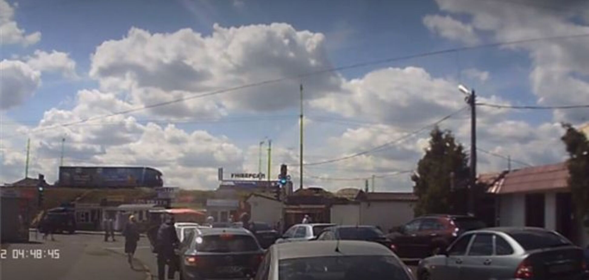 Появилось видео резонансного ограбления в Киеве