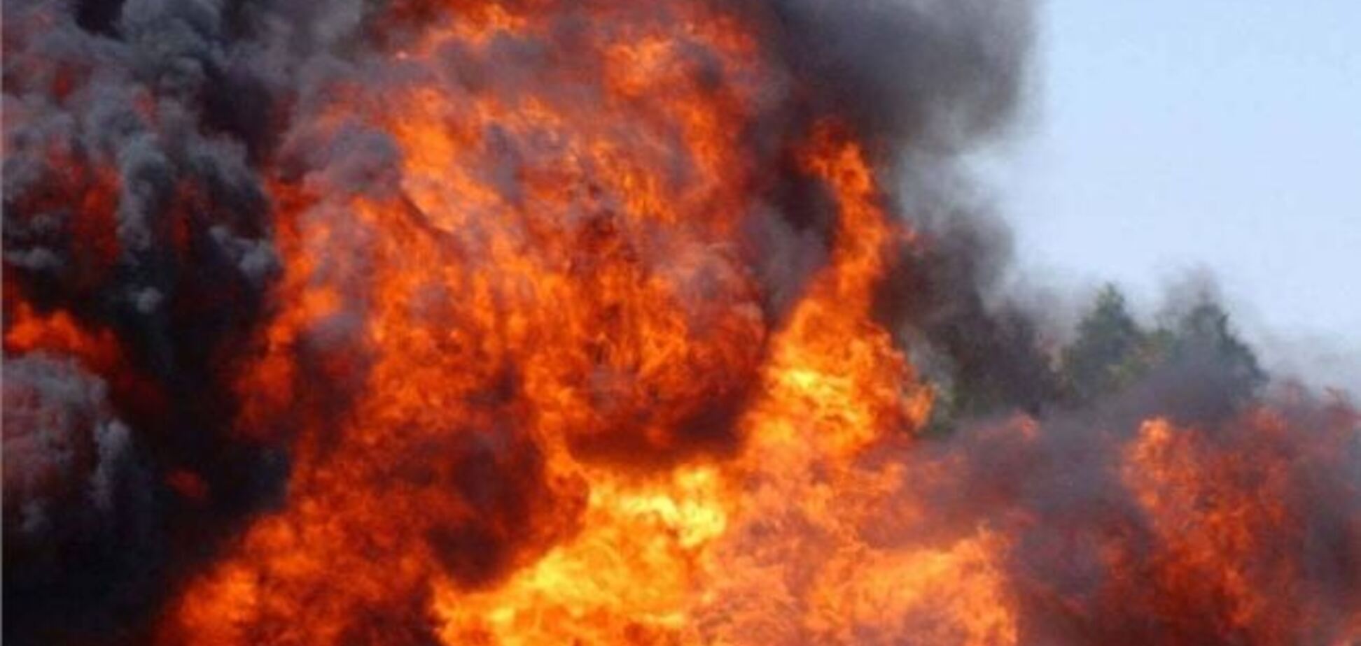 Українців немає серед постраждалих на пожежі в Петербурзі - МЗС України