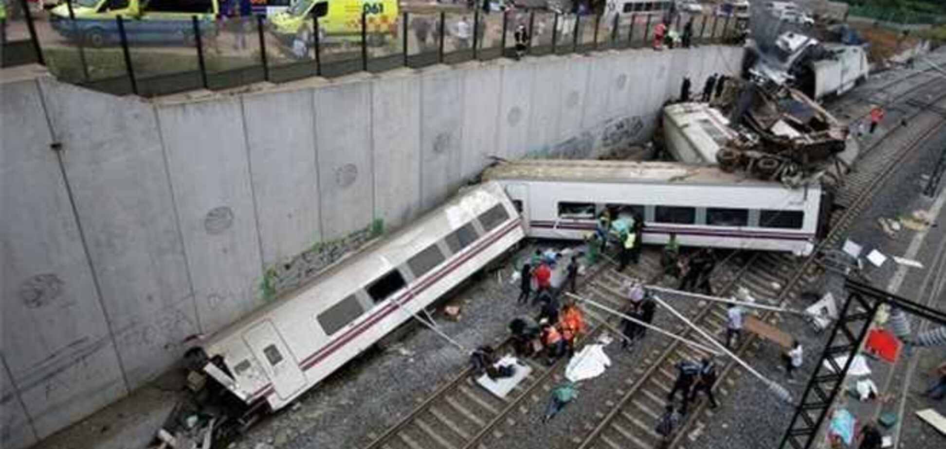 Авария поезда в Испании: машинист игнорировал сигналы о превышении скорости