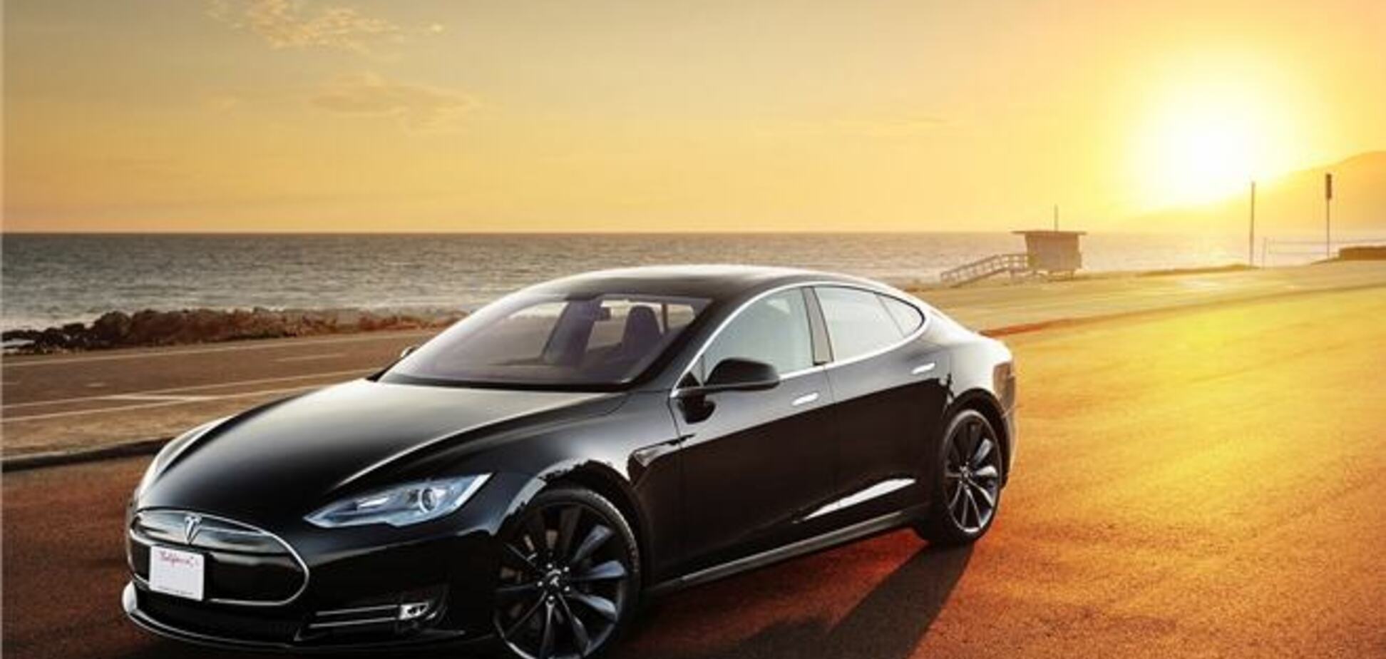 Автомобиль Tesla Model S признан рекордно безопасным