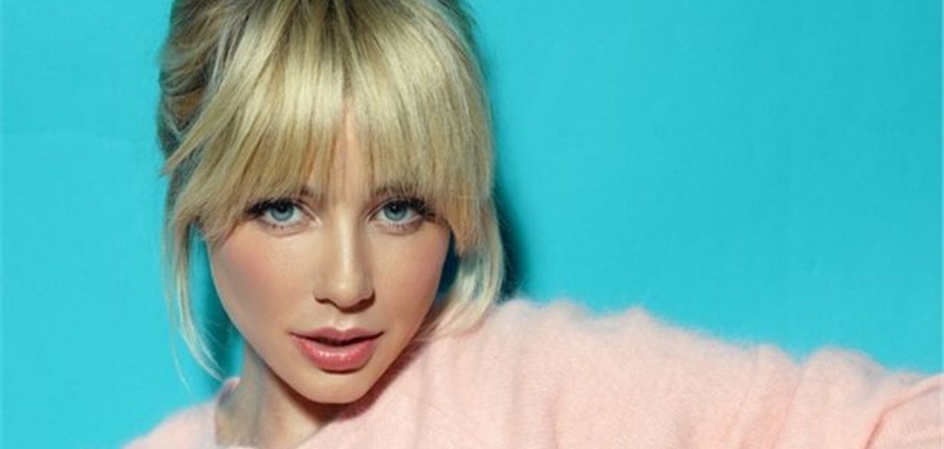 Тина Кароль не может переехать в Москву, пока не продаст дом