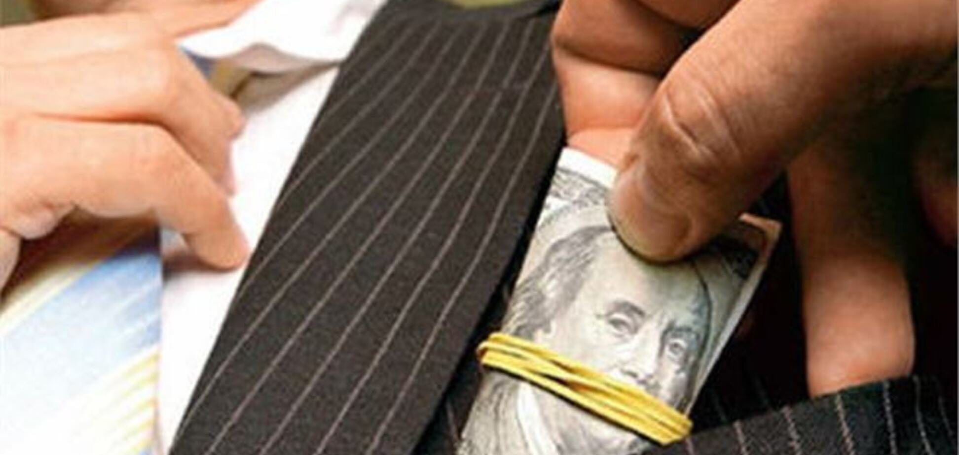 На Херсонщині працівник Міндоходов попався на хабарі