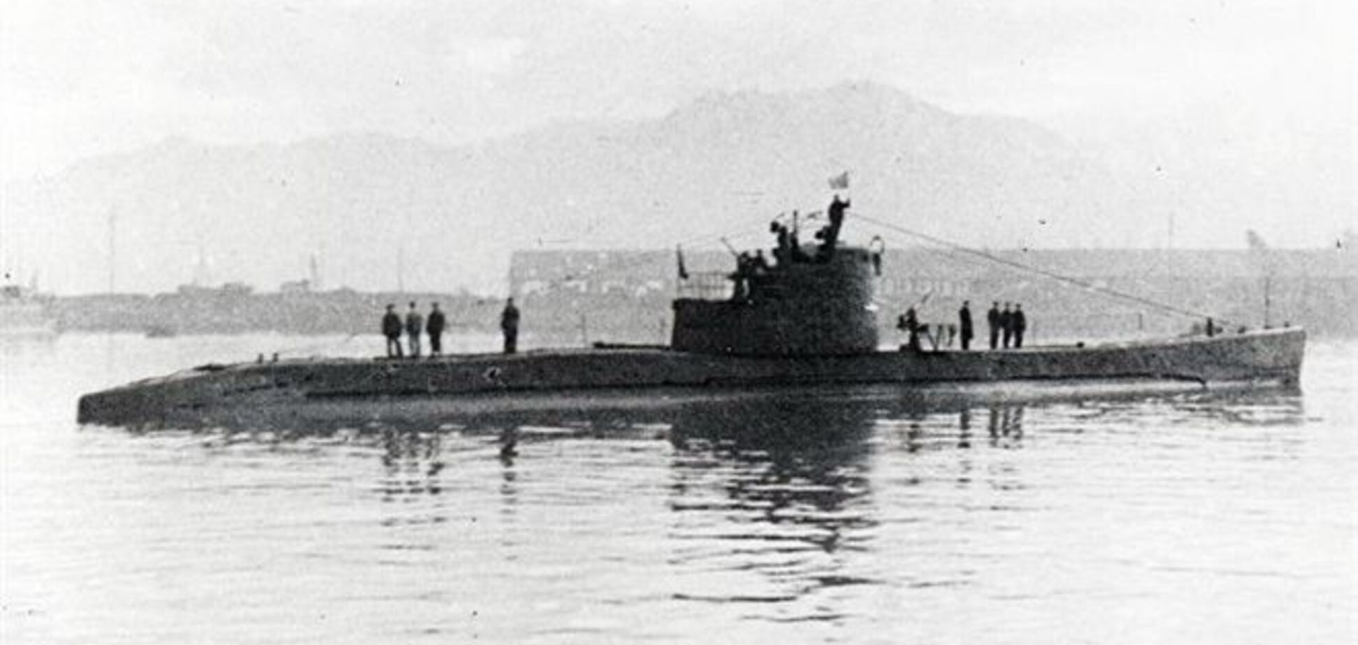 Первинне обстеження затонулої радянської підводного човна в Криму закінчено