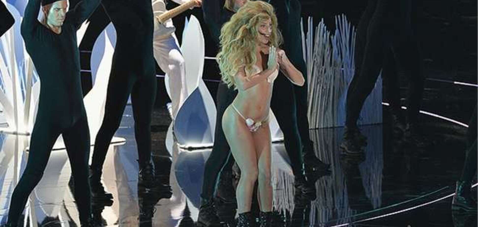 Победители MTV Video Music Awards-2013 зажгли на сцене
