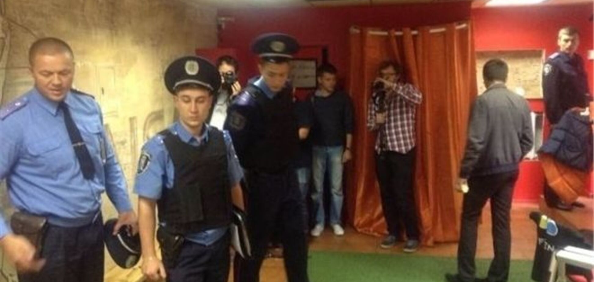 Милиция подозревает FEMEN в 'минировании' своего офиса