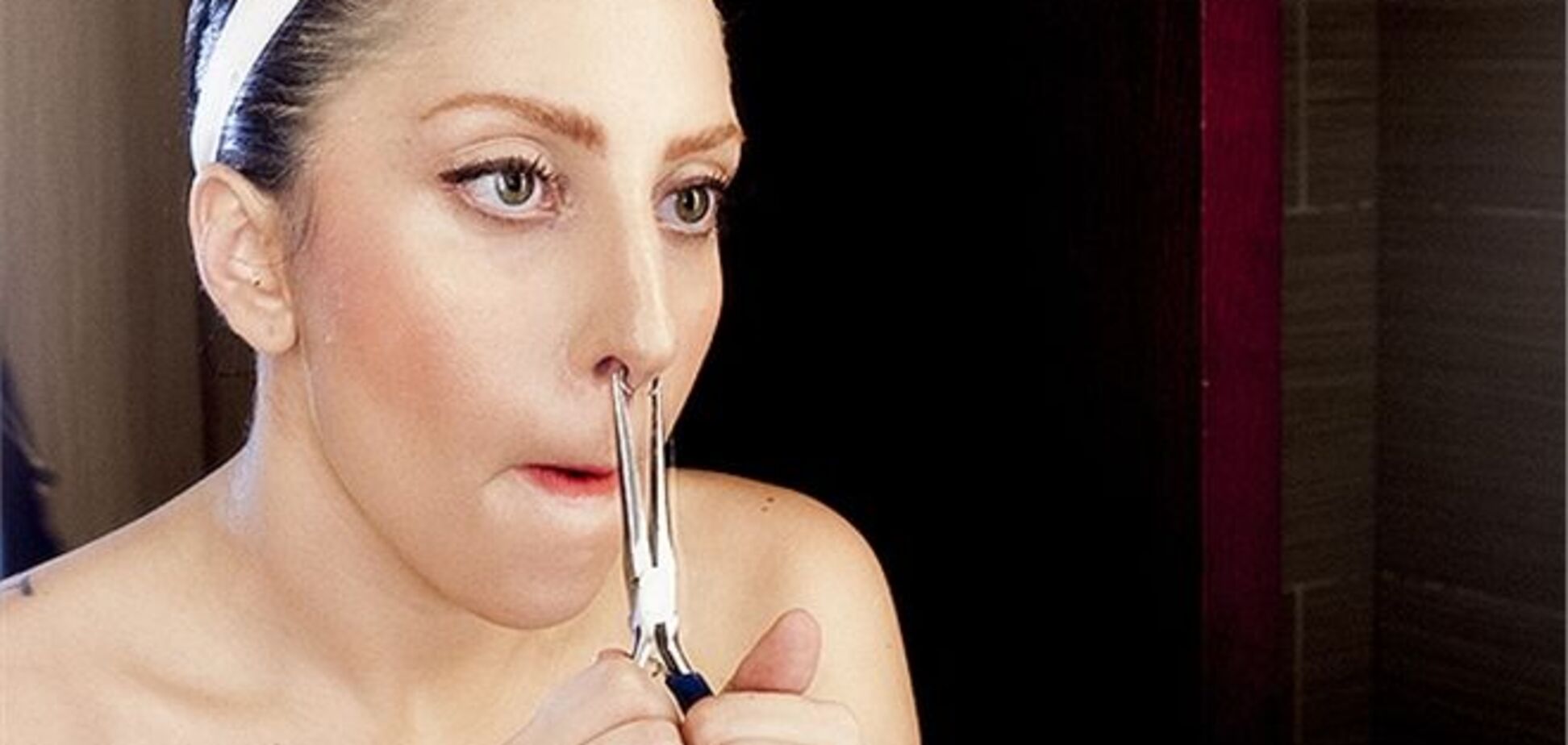 Терри Ричардсон проследил за Гагой за кулисами MTV VMA