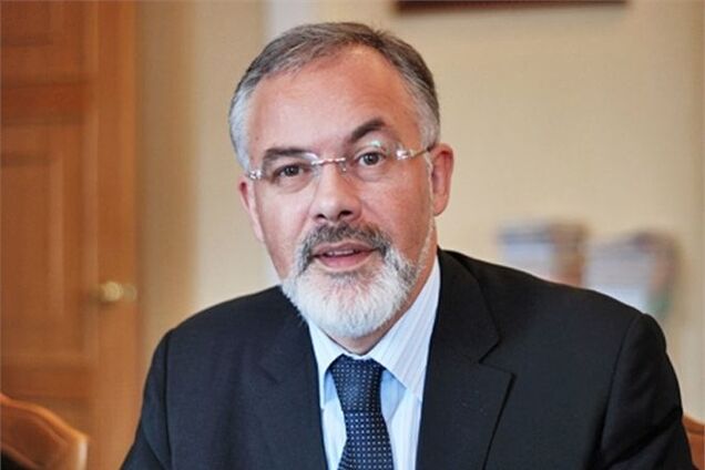 Табачник хочет разрешить студентам возвращаться в общежитие ночью