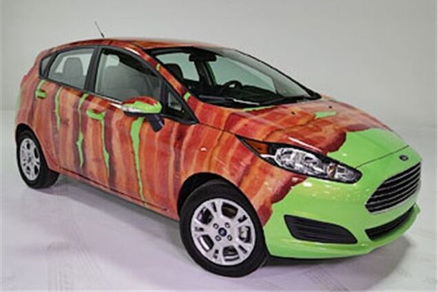 Ford решил обернуть машины беконом