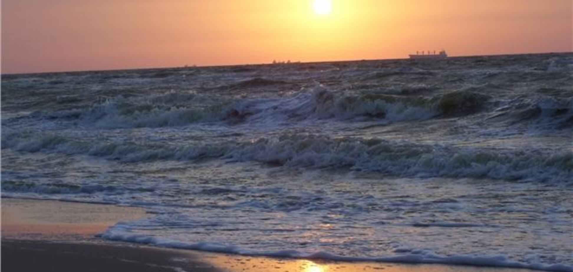 На Херсонщині пропала дівчина, яка плавала на матраці