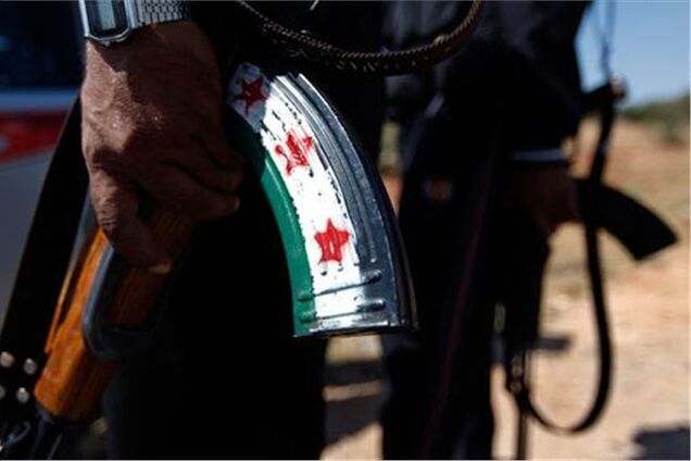 В Сирии повстанцы захватили склад оружия и боеприпасов