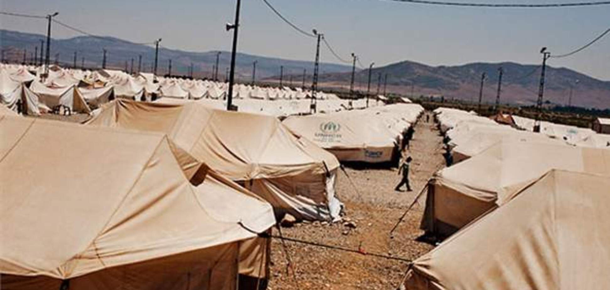 ООН: в Сирии около 400 тысяч беженцев блокированы возле Хомса